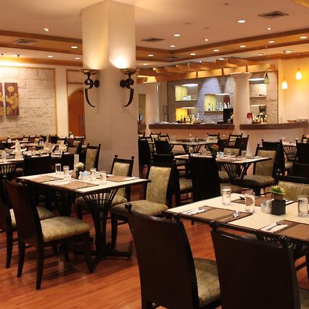 Chon Inter Hotel Chonburi Bagian luar foto