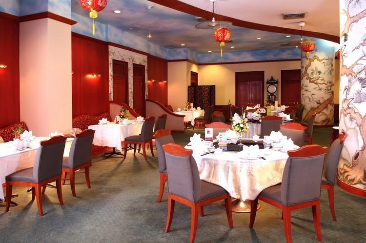 Chon Inter Hotel Chonburi Bagian luar foto