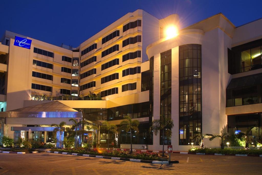 Chon Inter Hotel Chonburi Bagian luar foto